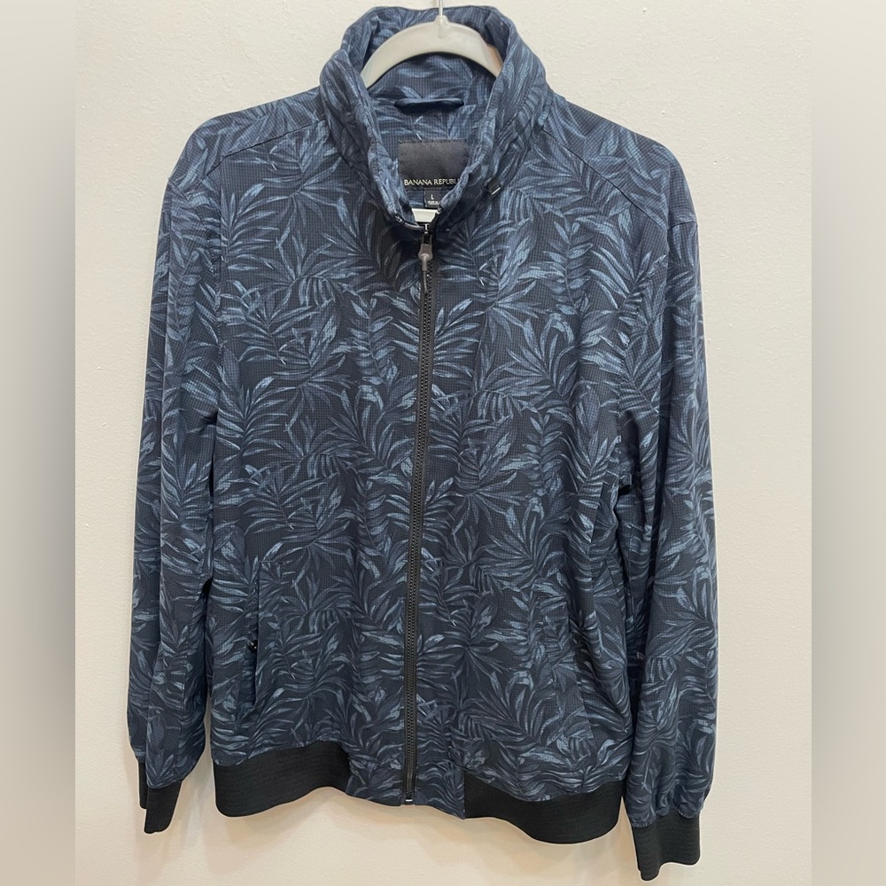 Banana Republic Navy Blue Motion Tech Windbreaker Textured Hooded Jacket